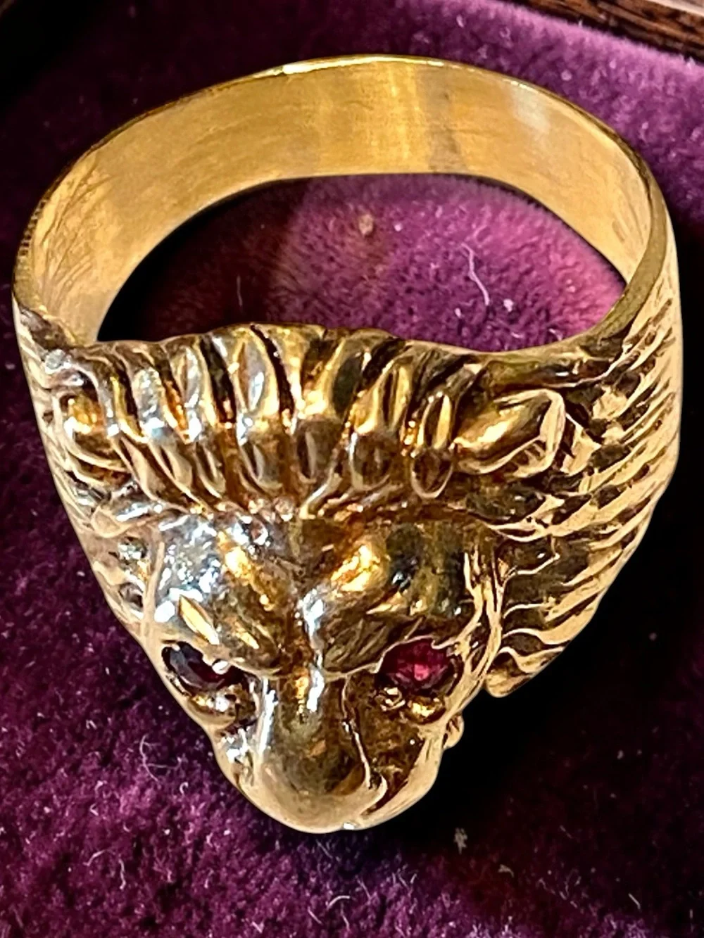 MENS Estate Custom 14k Yellow Gold Ruby Eye LION HEAD Ring Size 9
